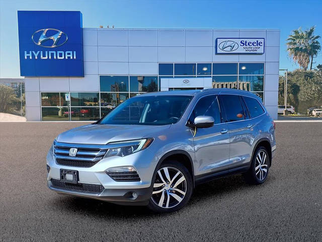 2017 Honda Pilot Touring FWD photo