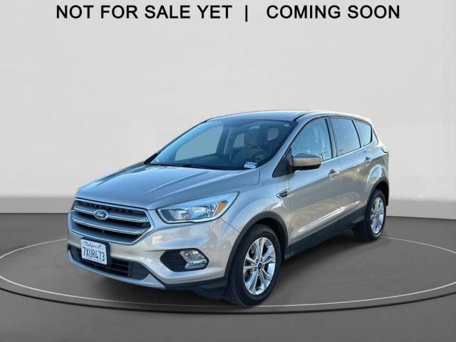 2017 Ford Escape SE FWD photo