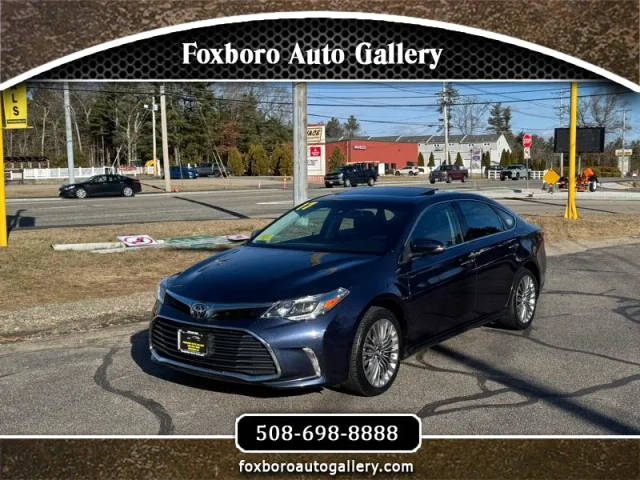2017 Toyota Avalon Limited FWD photo