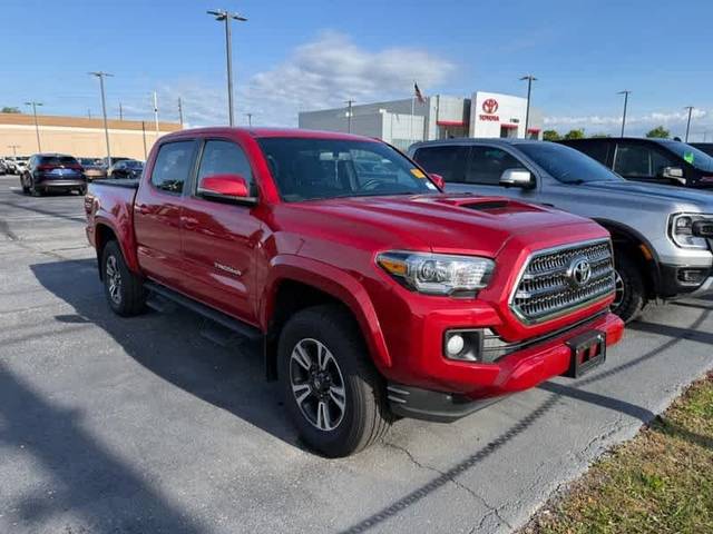 2017 Toyota Tacoma TRD Sport 4WD photo