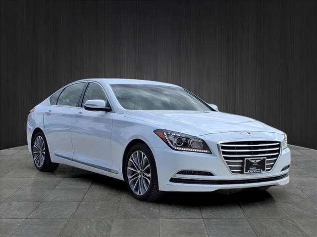 2016 Hyundai Genesis 3.8L RWD photo