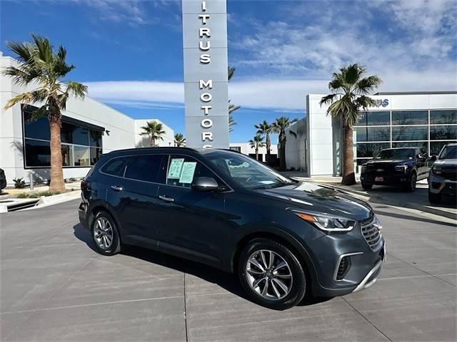 2017 Hyundai Santa Fe SE FWD photo