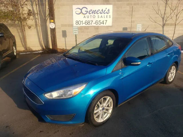 2017 Ford Focus SE FWD photo