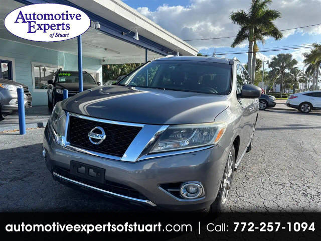 2016 Nissan Pathfinder SV FWD photo