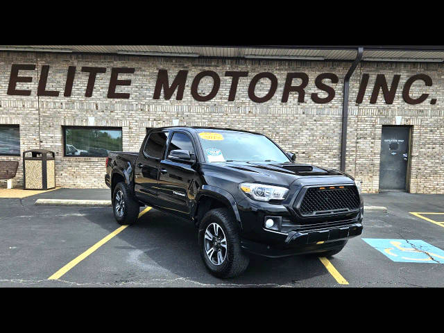 2017 Toyota Tacoma TRD Sport 4WD photo