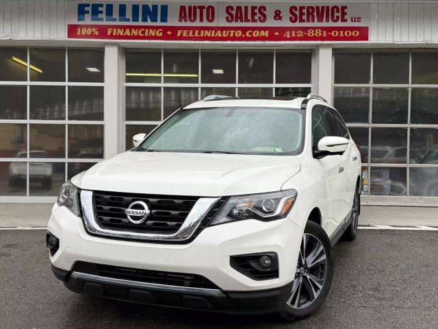 2017 Nissan Pathfinder Platinum 4WD photo