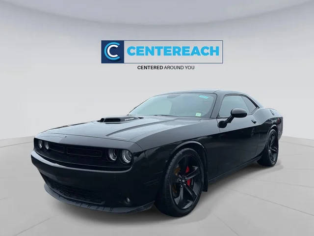 2017 Dodge Challenger R/T Plus Shaker RWD photo