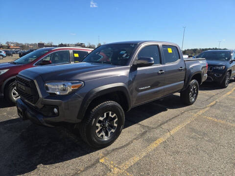 2017 Toyota Tacoma TRD Off Road 4WD photo