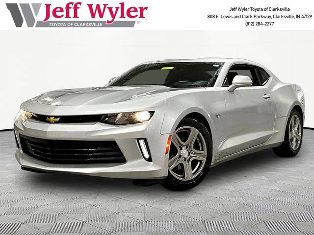 2017 Chevrolet Camaro 1LT RWD photo