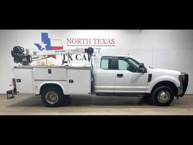 2017 Ford F-350 Super Duty XL 4WD photo