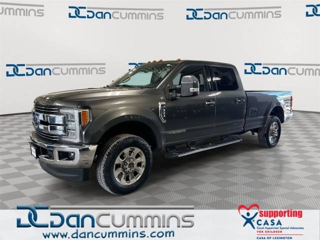 2017 Ford F-350 Super Duty Lariat 4WD photo