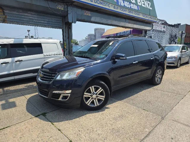 2017 Chevrolet Traverse LT AWD photo