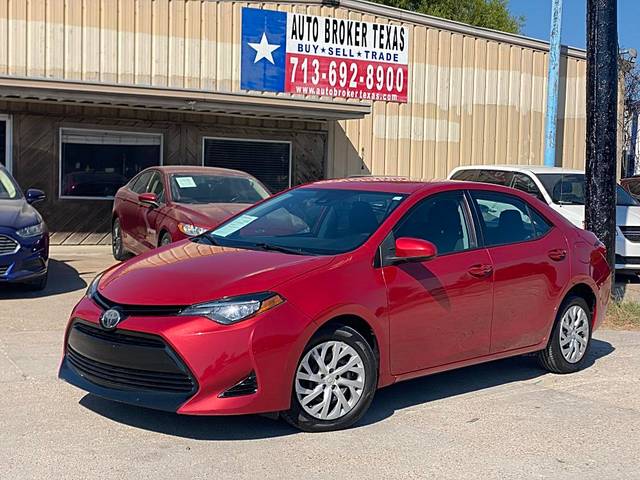 2017 Toyota Corolla LE FWD photo