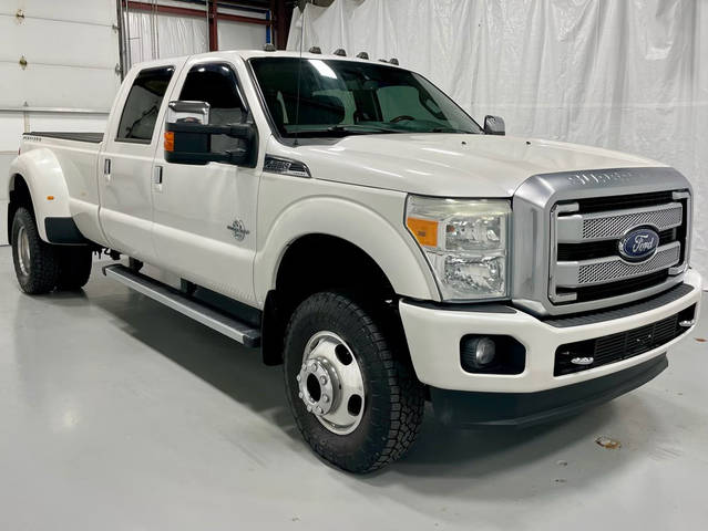 2016 Ford F-350 Super Duty Platinum 4WD photo