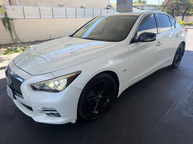 2017 Infiniti Q50 3.0t Signature Edition RWD photo
