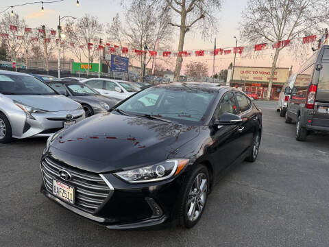 2017 Hyundai Elantra Limited FWD photo