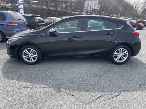2017 Chevrolet Cruze LT FWD photo