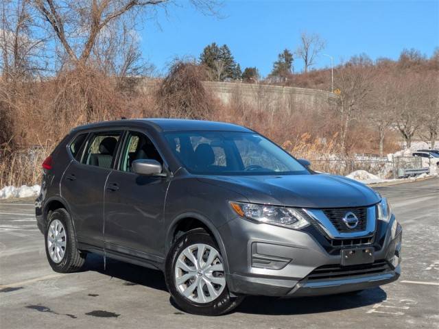 2017 Nissan Rogue S AWD photo