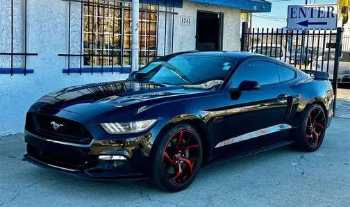 2017 Ford Mustang GT RWD photo