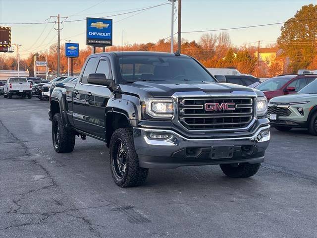 2017 GMC Sierra 1500 SLE 4WD photo