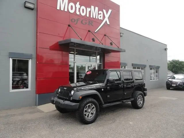 2017 Jeep Wrangler Unlimited Rubicon 4WD photo