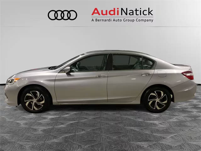 2017 Honda Accord LX FWD photo