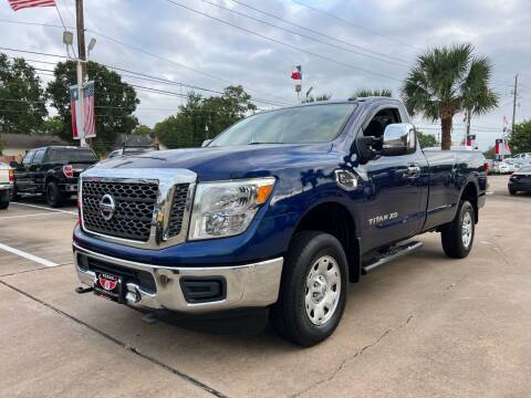 2017 Nissan Titan XD SV RWD photo