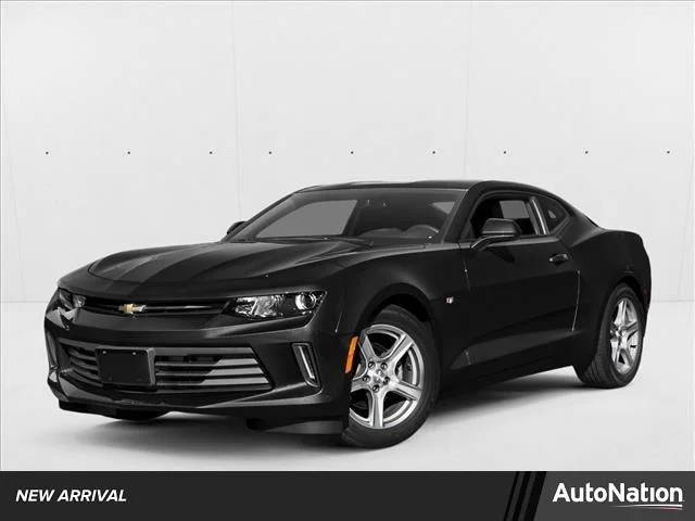 2017 Chevrolet Camaro 1LT RWD photo