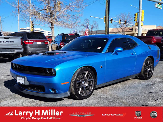 2016 Dodge Challenger 392 Hemi Scat Pack Shaker RWD photo