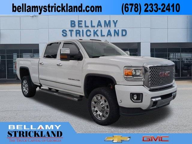 2017 GMC Sierra 2500HD Denali 4WD photo