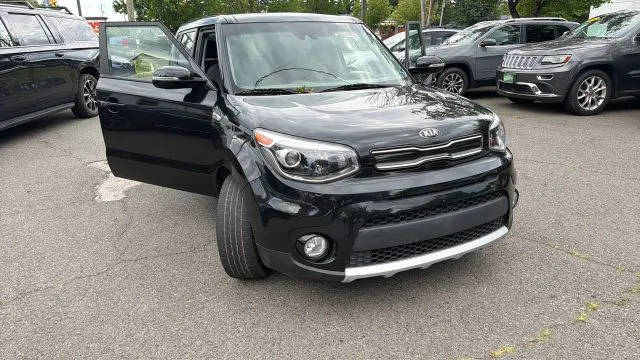 2017 Kia Soul + FWD photo