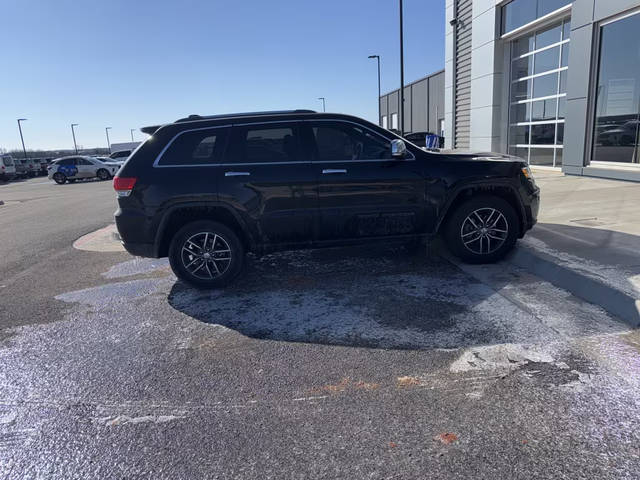 2017 Jeep Grand Cherokee Limited 4WD photo