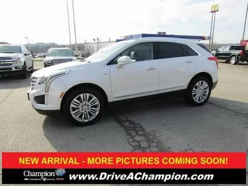 2017 Cadillac XT5 Premium Luxury FWD FWD photo