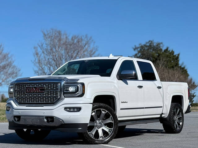 2017 GMC Sierra 1500 Denali 4WD photo