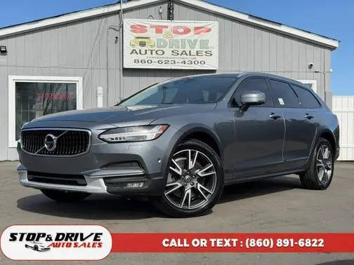 2017 Volvo V90 Cross Country  AWD photo