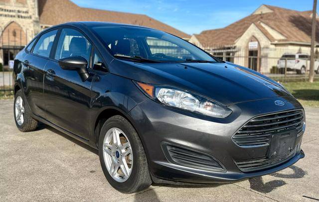 2017 Ford Fiesta SE FWD photo