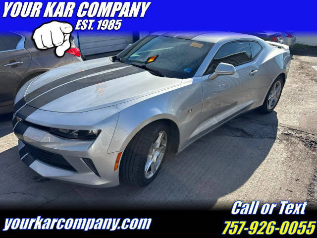 2017 Chevrolet Camaro 1LT RWD photo