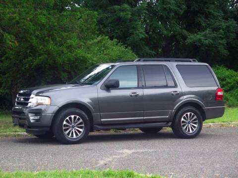 2016 Ford Expedition XLT 4WD photo