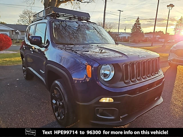 2017 Jeep Renegade Latitude 4WD photo