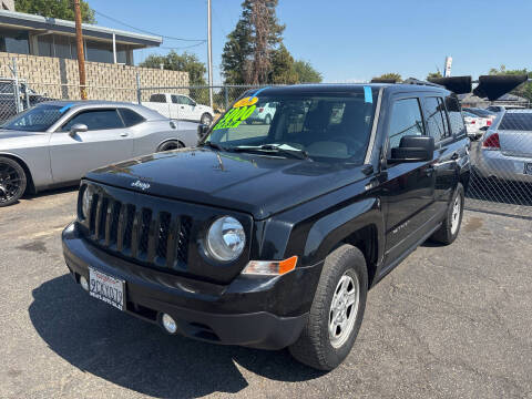 2016 Jeep Patriot Sport FWD photo