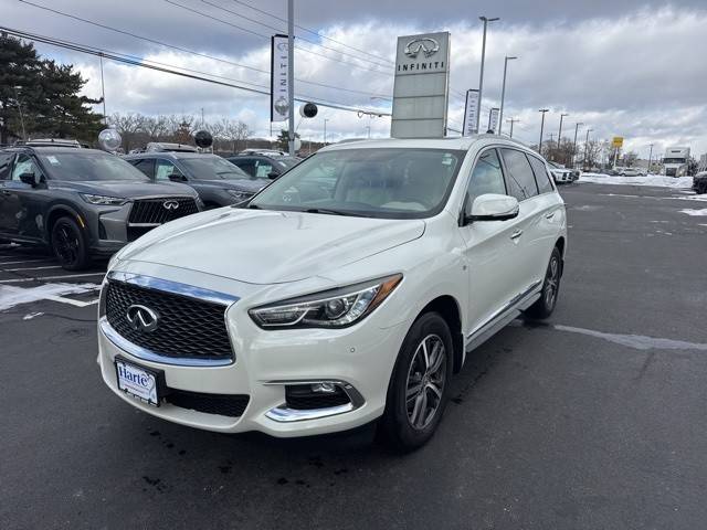 2017 Infiniti QX60  AWD photo