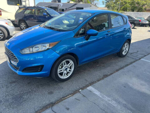 2017 Ford Fiesta SE FWD photo