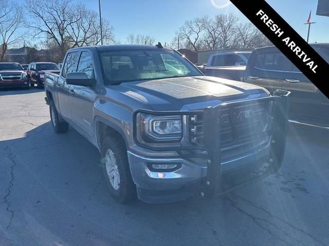 2017 GMC Sierra 1500 SLE 4WD photo