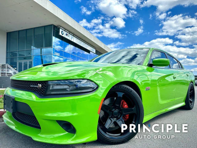 2017 Dodge Charger R/T Scat Pack RWD photo