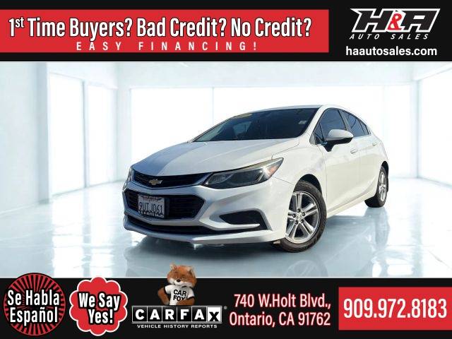 2017 Chevrolet Cruze LT FWD photo