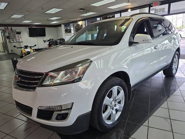 2017 Chevrolet Traverse LT AWD photo