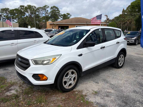 2017 Ford Escape S FWD photo