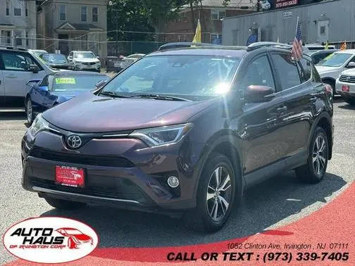 2017 Toyota RAV4 XLE AWD photo