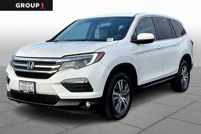 2017 Honda Pilot EX AWD photo