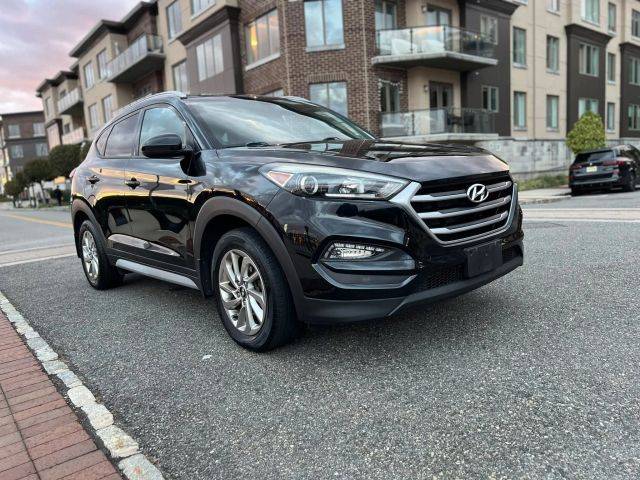 2017 Hyundai Tucson SE AWD photo